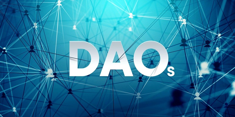 How DAOs Revolutionize Learning and Teaching